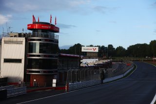 Brands Hatch
 | www.jakobebrey.com