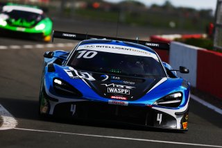 #10 Jordan Witt / Jack Mitchell - 2 Seas Motorsport McLaren 720S GT3
 | Jakob Ebrey