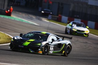 #22 Jan Klingelnberg / Warren Hughes - Balfe Motorsport McLaren 570S GT4
 | www.jakobebrey.com
