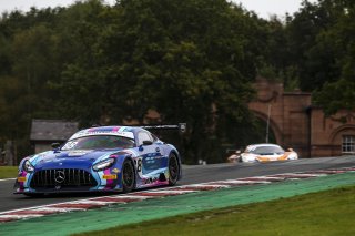 Kevin Tse / Tom Onslow-Cole - RAM Racing Mercedes-AMG GT3
 | Jakob Ebrey