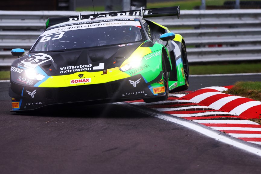 Leo Machitski / Dennis Lind - Barwell Motorsport Lamborghini Huracan GT3 Evo
