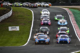 Start of Race - Kelvin Fletcher / Martin Plowman - Paddock Motorsport Bentley Continental GT3 leads
 | Jakob Ebrey