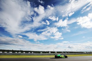 Leo Machitski / Dennis Lind - Barwell Motorsport Lamborghini Huracan GT3 Evo
 | SRO Motorsports Group