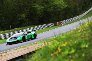 Adam Balon / Sandy Mitchell - Barwell Motorsport Lamborghini Huracan GT3 Evo
 | Jakob Ebrey