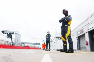 Pirelli
 | www.jakobebrey.com