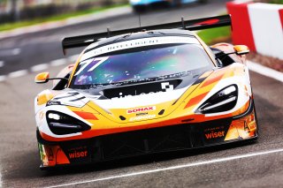 Morgan Tillbrook / Marcus Clutton - Enduro Motorsport McLaren 720S GT3
 | www.jakobebrey.com