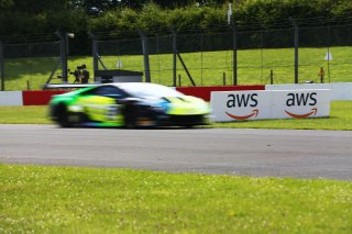 Amazon Web Servies
 | www.jakobebrey.com