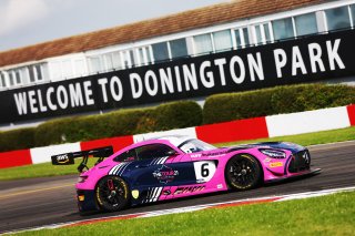 Ian Loggie / Yelmer Buurman - RAM Racing Mercedes-AMG GT3
 | www.jakobebrey.com