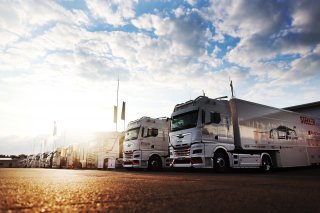 Britsh GT Paddock
 | JEP