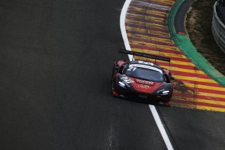 Mia Flewitt / Euan Hankey - Team Rocket RJN McLaren 720S GT3
 | Jakob Ebrey