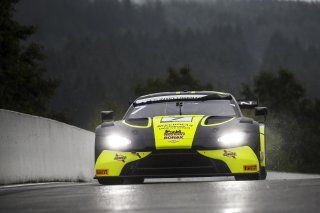 Andrew Howard / Ross Gunn - Beechdean AMR Aston Martin Vantage AMR GT3
 | JEP