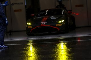 Matt Topham / Darren Turner - Newbridge Motorsport Aston Martin Vantage AMR GT4
 | JEP