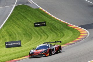 Mia Flewitt / Euan Hankey - Team Rocket RJN McLaren 720S GT3
 | Dom Gibbons Photography