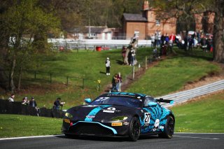 Matt Topham / Darren Turner - Newbridge Motorsport Aston Martin Vantage AMR GT4
 | JEP