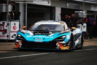Morgan Tillbrook / Marcus Clutton - Enduro Motorsport McLaren 720S GT3
 | British GT/JEP