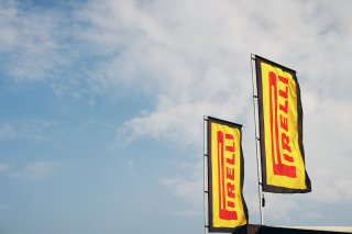 Pirelli
 | British GT/JEP