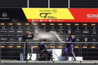 Pod-GT4ProAm-JR6_4391.jpg | British GT/JEP