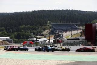 Start of the GT3 Race,  Adam Balon / Sandy Mitchell - Barwell Motorsport Lamborghini Huracan GT3 Evo leads
 | British GT/JEP