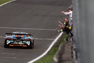 Morgan Tillbrook / Marcus Clutton - Enduro Motorsport McLaren 720S GT3
 | jep