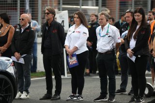 Two minutes silence on the grid for Queen Elizabeth II
 | jep
