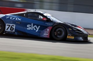 Mia Flewitt / Euan Hankey - 7TSIX McLaren 720S GT3 
 | British GT/JEP