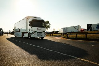 British GT teams arrive at Snetterton
 | British GT/JEP