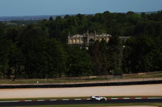 Jack Brown / Charles Clark - Optimum Motorsport McLaren Artura GT4 | British GT/JEP 