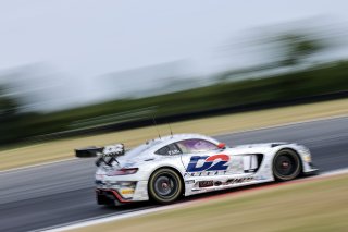 Ian Loggie / Jules Gounon - 2Seas Motorsport Mercedes-AMG GT3
 | British GT/JEP
