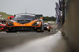 Mark Radcliffe / Rob Bell - Optimum Motorsport McLaren 720S GT3  
 | British GT/JEP