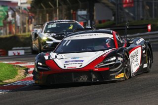 Mark Smith / Martin Plowman - Paddock Motorsport McLaren 720S GT3
 | British GT/JEP