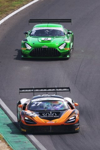 Mark Radcliffe / Rob Bell - Optimum Motorsport McLaren 720S GT3
 | British GT/JEP