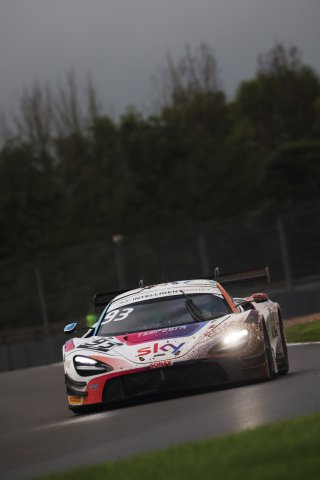 Kevin Tse / Chris Froggatt - Sky Tempesta Racing McLaren 720S GT3
 | British GT/JEP
