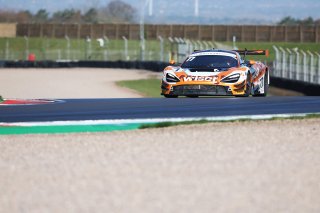 Morgan Tillbrook / Marcus Clutton - Enduro Motorsport McLaren 720S GT3 
 | British GT/JEP