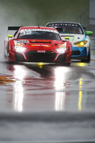 #32 Sacha Kakad / Hugo Cook - J&S Racing Audi R8 LMS GT3
 | British GT/JEP