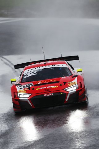 #32 Sacha Kakad / Hugo Cook - J&S Racing Audi R8 LMS GT3
 | British GT/JEP