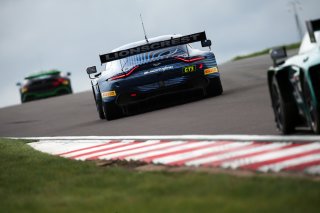 #87 Giacomo Petrobelli / Jonny Adam  Blackthorn Aston Martin Vantage AMR GT3
 | British GT/JEP