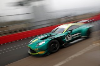 #97 Andrew Howard / Jessica Hawkins - Beechdean Motorsport Ltd Aston Martin Vantage AMR GT3 Evo
 | British GT/JEP