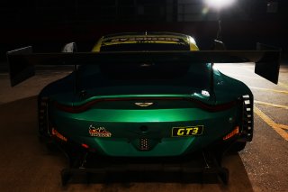 #97 Andrew Howard / Jessica Hawkins - Beechdean Motorsport Ltd Aston Martin Vantage AMR GT3 Evo 
 | British GT/JEP