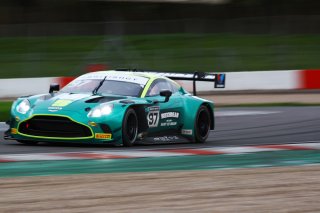 #97 Andrew Howard / Jessica Hawkins - Beechdean Motorsport Ltd Aston Martin Vantage AMR GT3 Evo
 | British GT/JEP