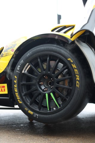 Pirelli
 | British GT/JEP