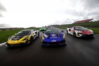 #90 Jack Brown / Zac Meakin - Optimum Motorsport McLaren Artura GT4 #69 Steven Lake / Nathan Harrison - Mahiki Racing Lotus Emira GT4 #11 Alex Walker / Blake Angliss - Paddock Motorsport McLaren Artura GT4 
 | British GT/JEP