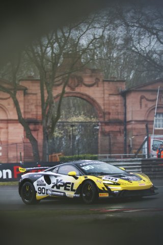 #90 Jack Brown / Zac Meakin - Optimum Motorsport McLaren Artura GT4  | JEP / SRO