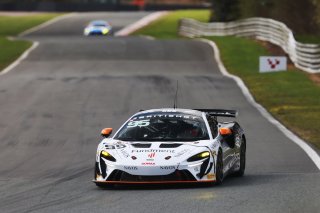 #95 Callum Davies / Sai Sanjay Thirugnanasambandam - RACE LAB McLaren Artura GT4
 | SRO / JEP
