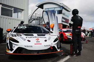 #95 Callum Davies / Sai Sanjay Thirugnanasambandam - RACE LAB McLaren Artura GT4
 | JEP / SRO