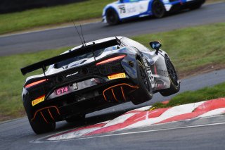#95 Callum Davies / Sai Sanjay Thirugnanasambandam - RACE LAB McLaren Artura GT4
 | JEP / SRO