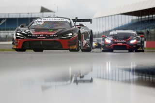 #24 Lucky Khera / Euan Hankey - RACE LAB McLaren 720S GT3  
 | SRO/JEP