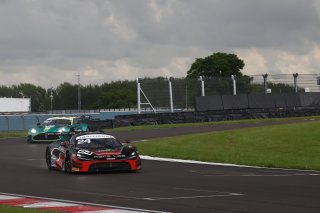 #24 Lucky Khera / Euan Hankey - RACE LAB McLaren 720S GT3  
 | SRO/JEP