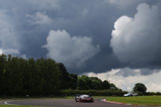 #24 Lucky Khera / Euan Hankey - RACE LAB McLaren 720S GT3  
 | SRO/JEP