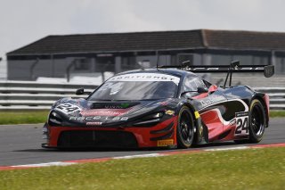#24 Lucky Khera / Euan Hankey - RACE LAB McLaren 720S GT3  
 | SRO/JEP