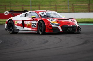 #32 Sacha Kakad / Hugo Cook - J&S Racing Audi R8 LMS GT3 | JEP / SRO